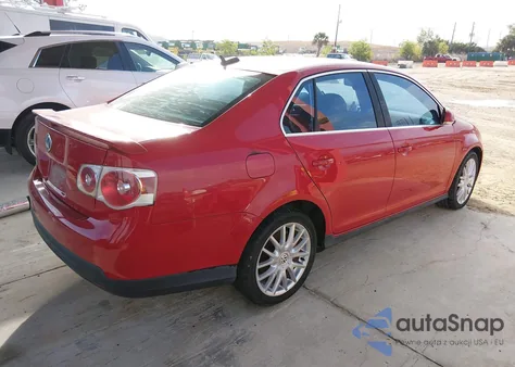 2006 Volkswagen Jetta Gli from USA, damaged, VIN 3VWXJ81K76M744370